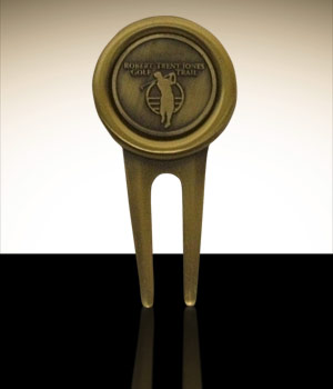 Trail Divot Tool